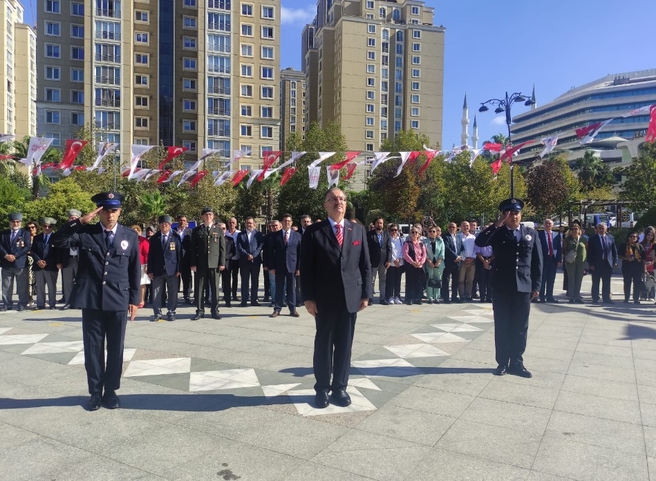 Ataşehir Kaymakamı Sayın Bekir DINKIRCI'nın 19 Eylül Gaziler Günü Kutlaması 